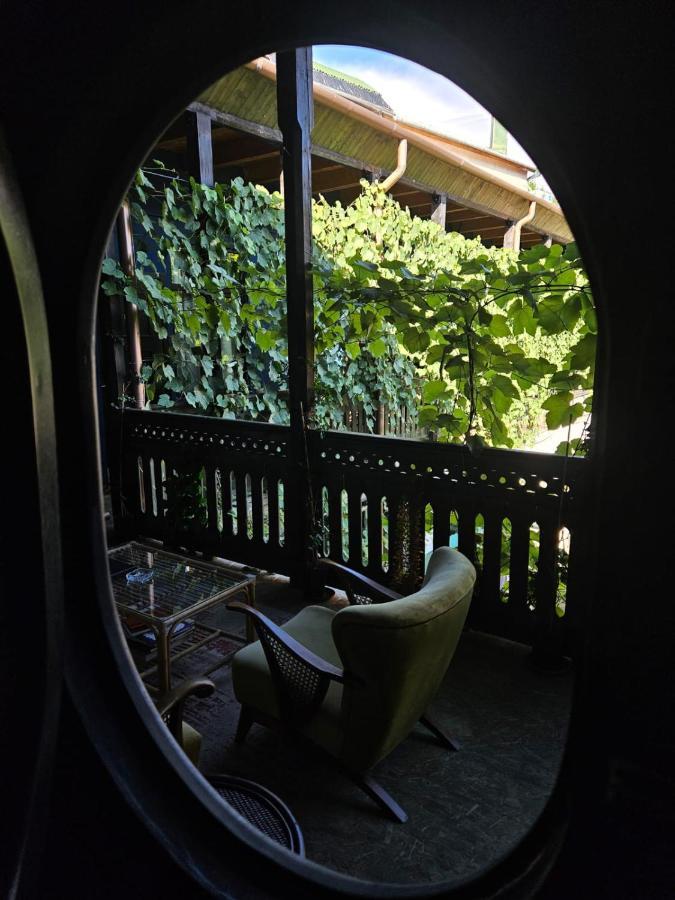 Local Hotel Tbilisi Eksteriør billede