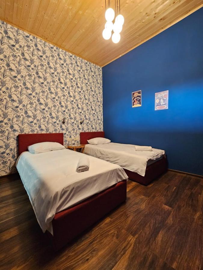 Local Hotel Tbilisi Eksteriør billede